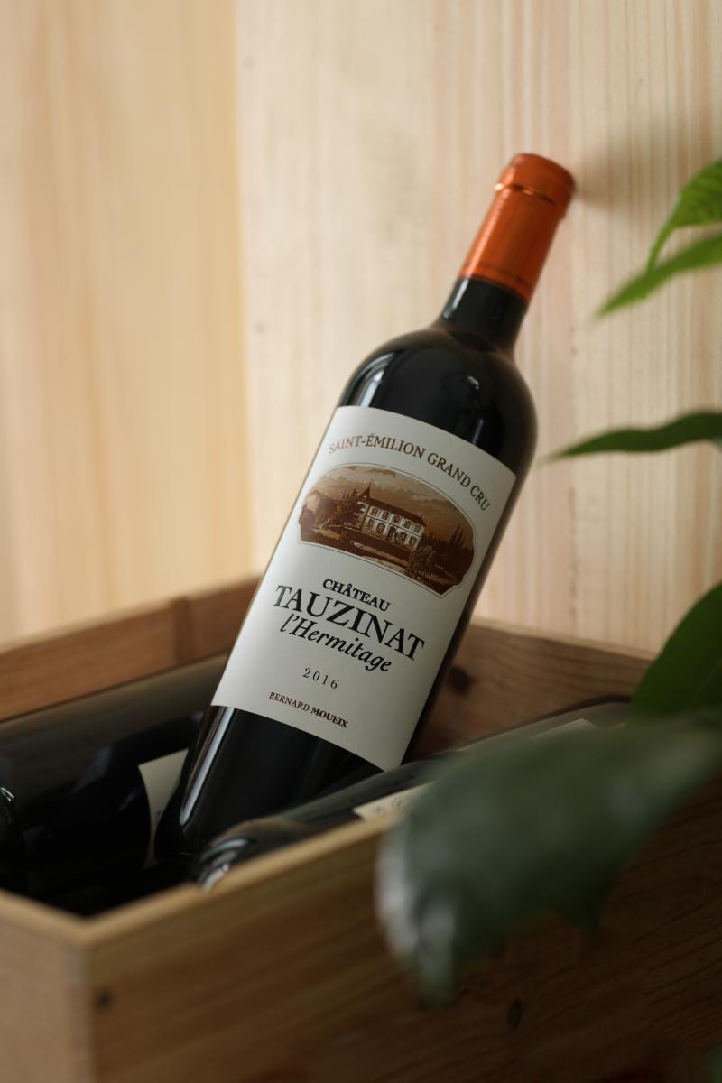 Ruou Vang Phap Chateau Tauzinat LHermitage 1