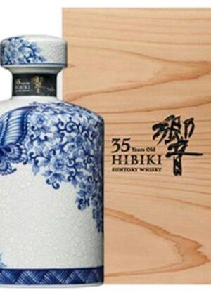 Hibiki-35-Nam-Arita-Kutani-Decanter