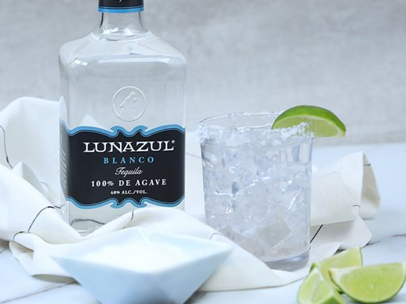 rượu tequila lunazul blanco