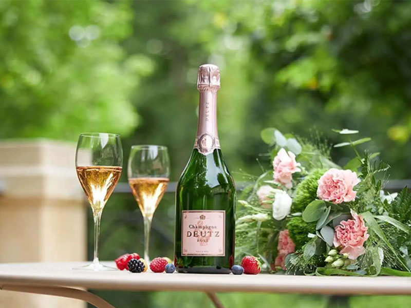 rượu champagne deutz brut classic rose