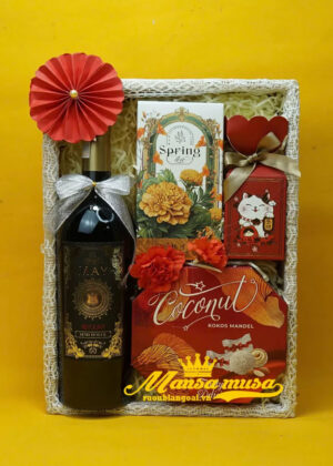 Rượu Vang May Rosso Semi Dolce (Quà Tết 2025)