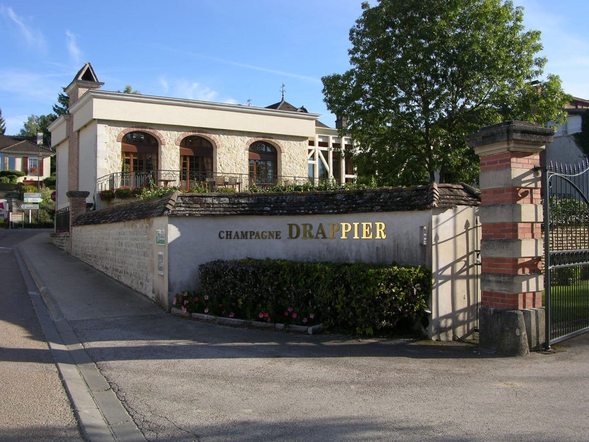 rượu champagne drappier demi-sec carte d'or