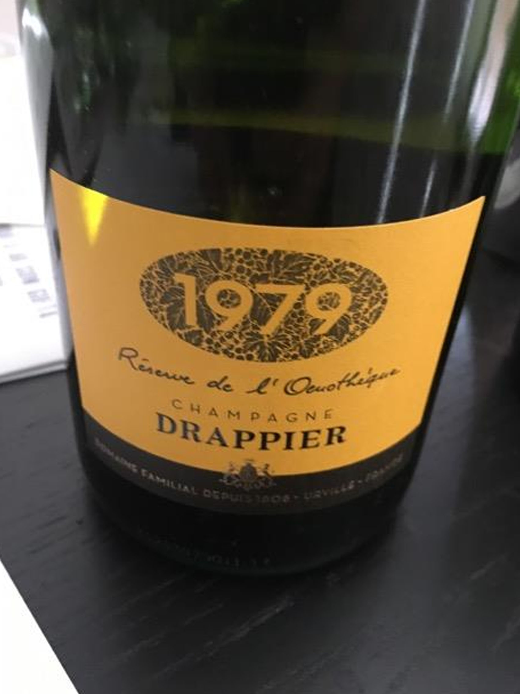 rượu champagne drappier réserve de l'oenothèque 1979