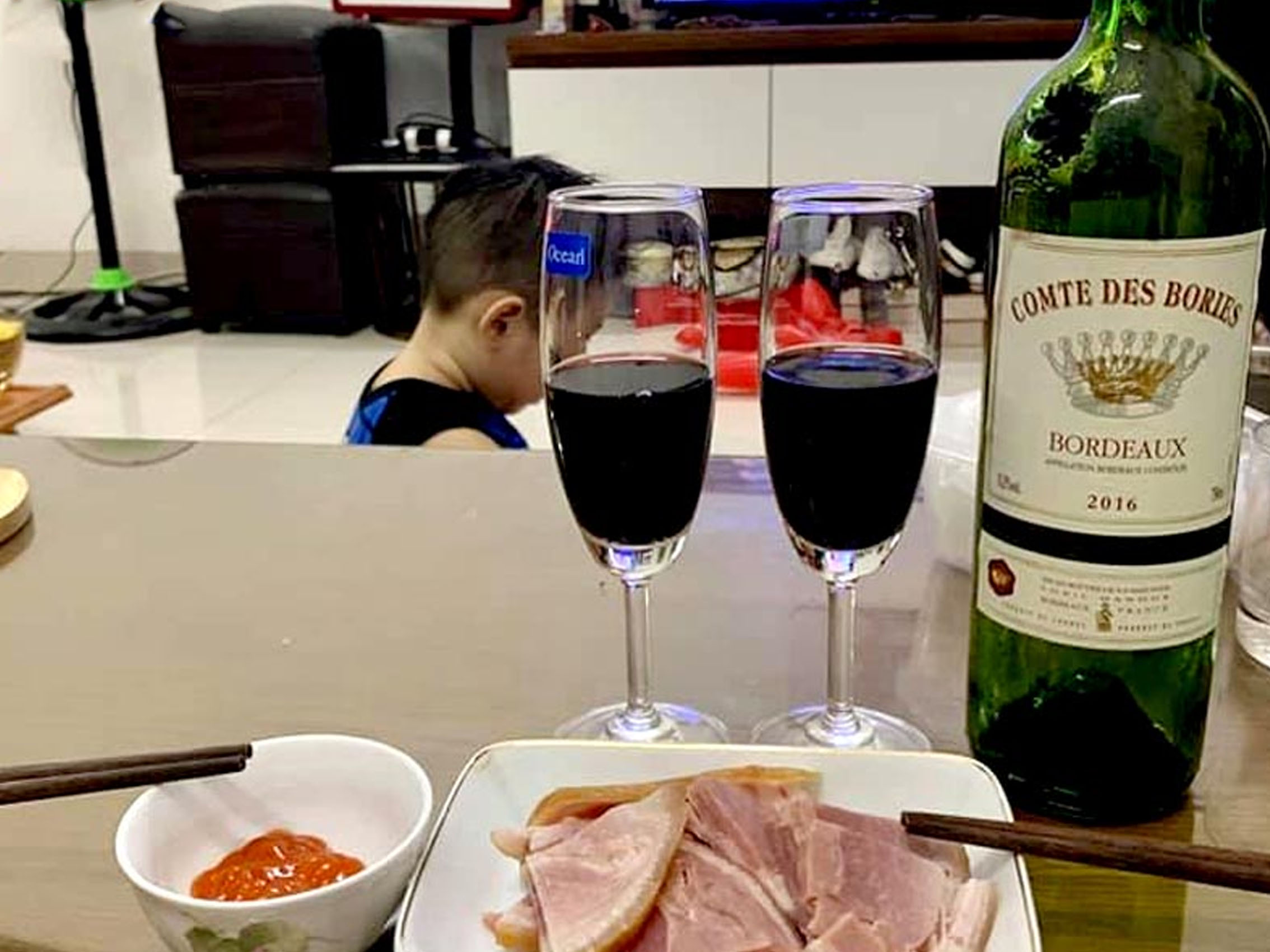 rượu vang comte des bories