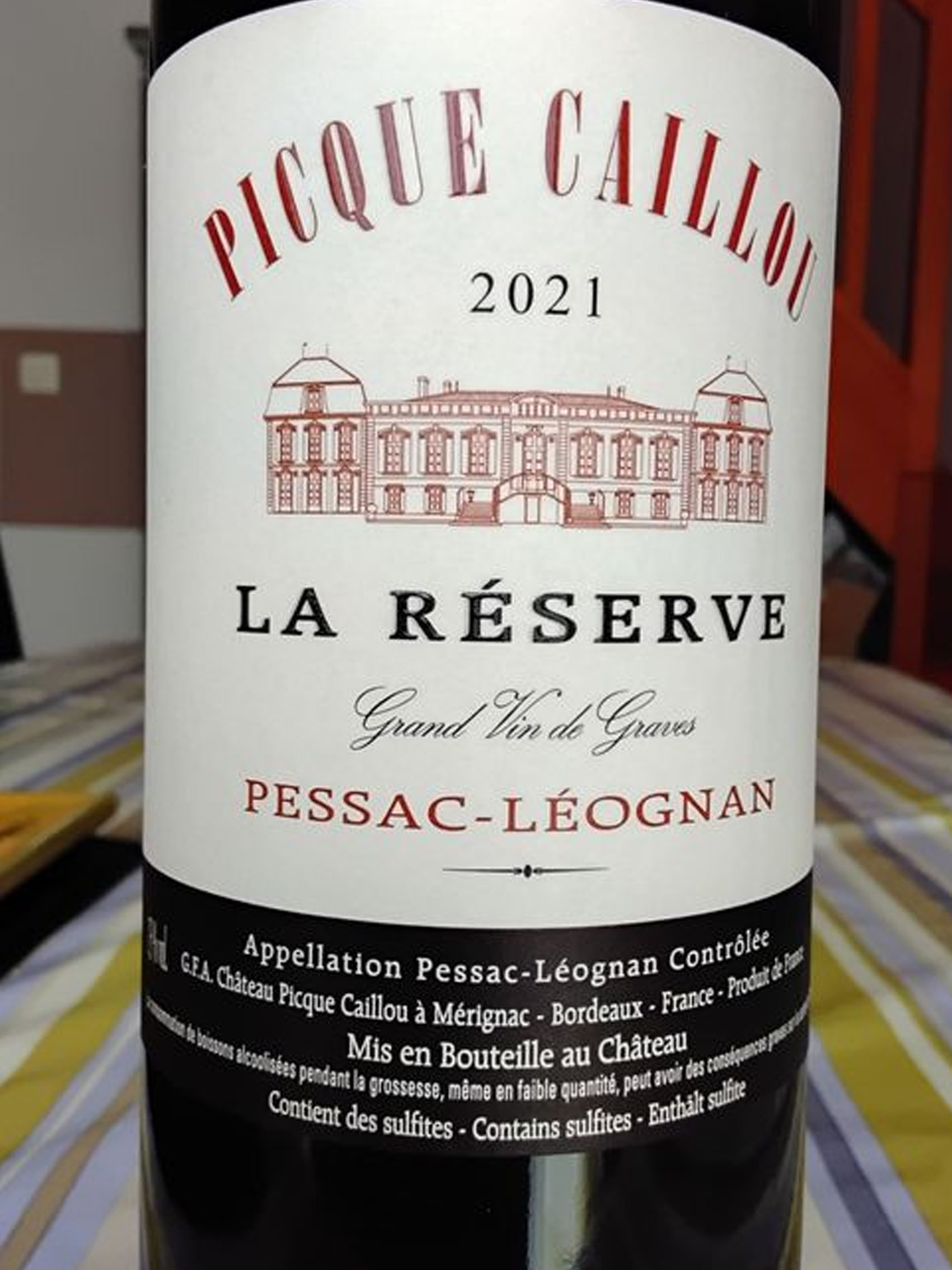 rượu vang la réserve de picque caillou