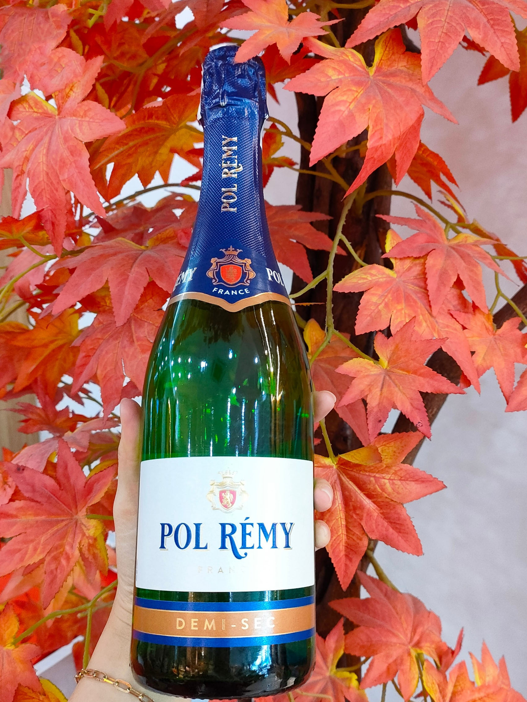 rượu vang pol demi-sec