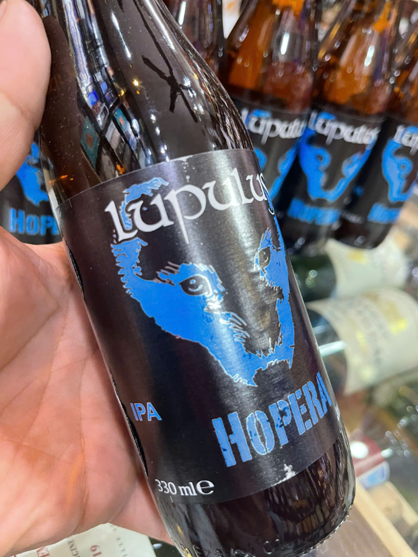 bia bỉ lupulus hopera