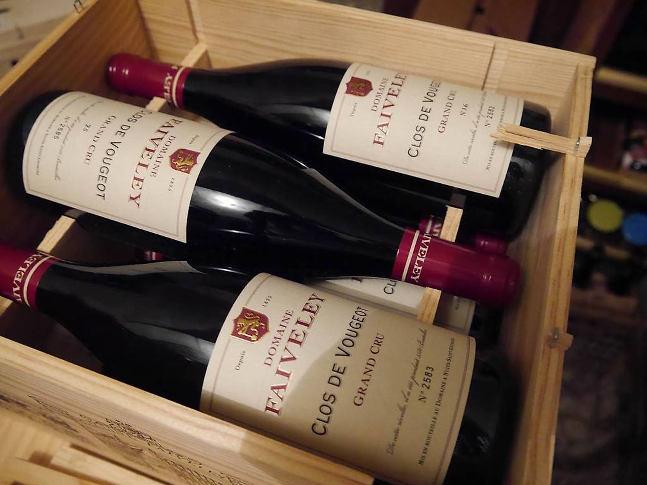 rượu vang domaine faiveley clos-de-vougeot grand cru 2013