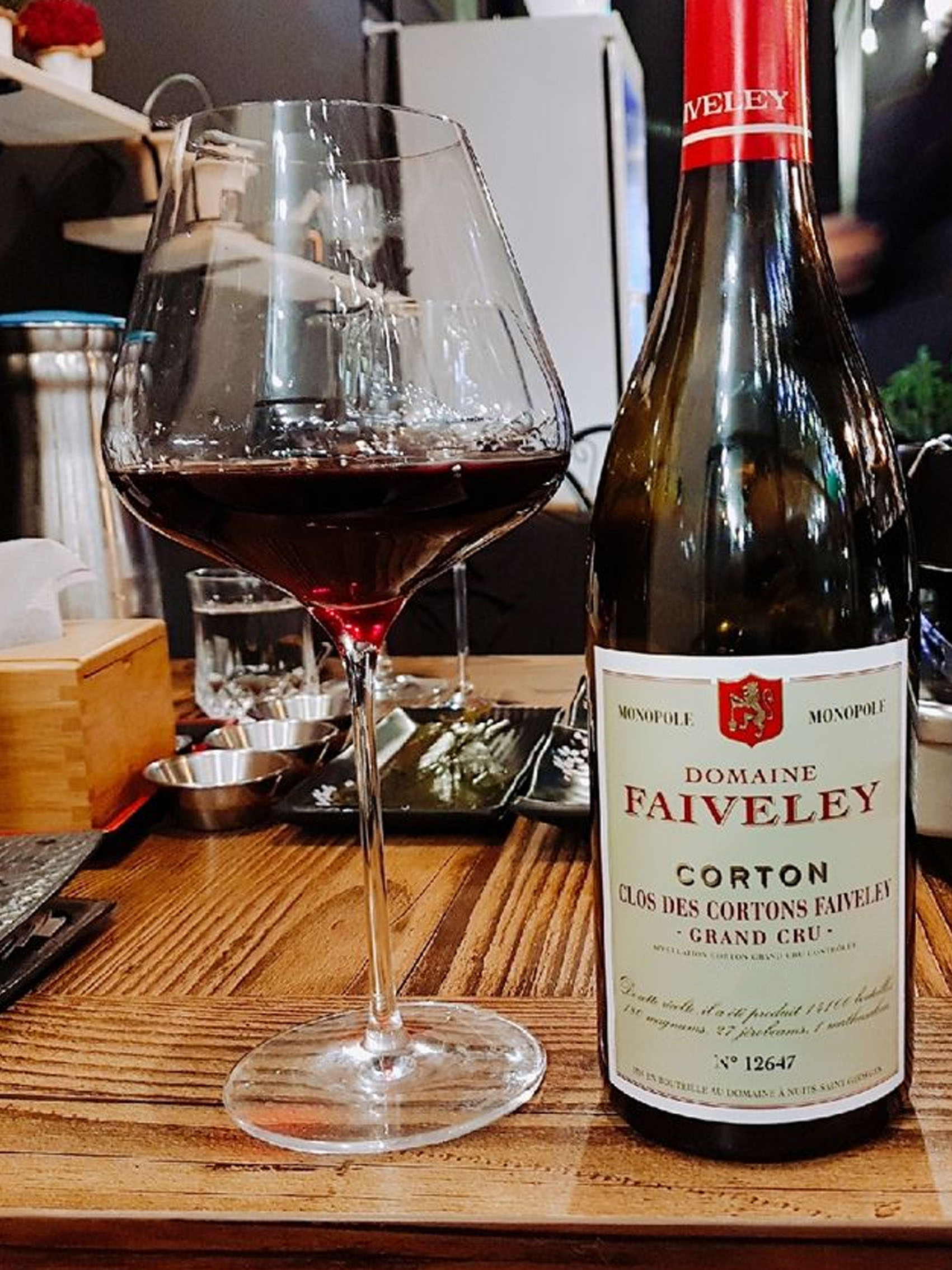 rượu vang domaine faiveley corton clos des cortons faiveley grand cru monopole 1999