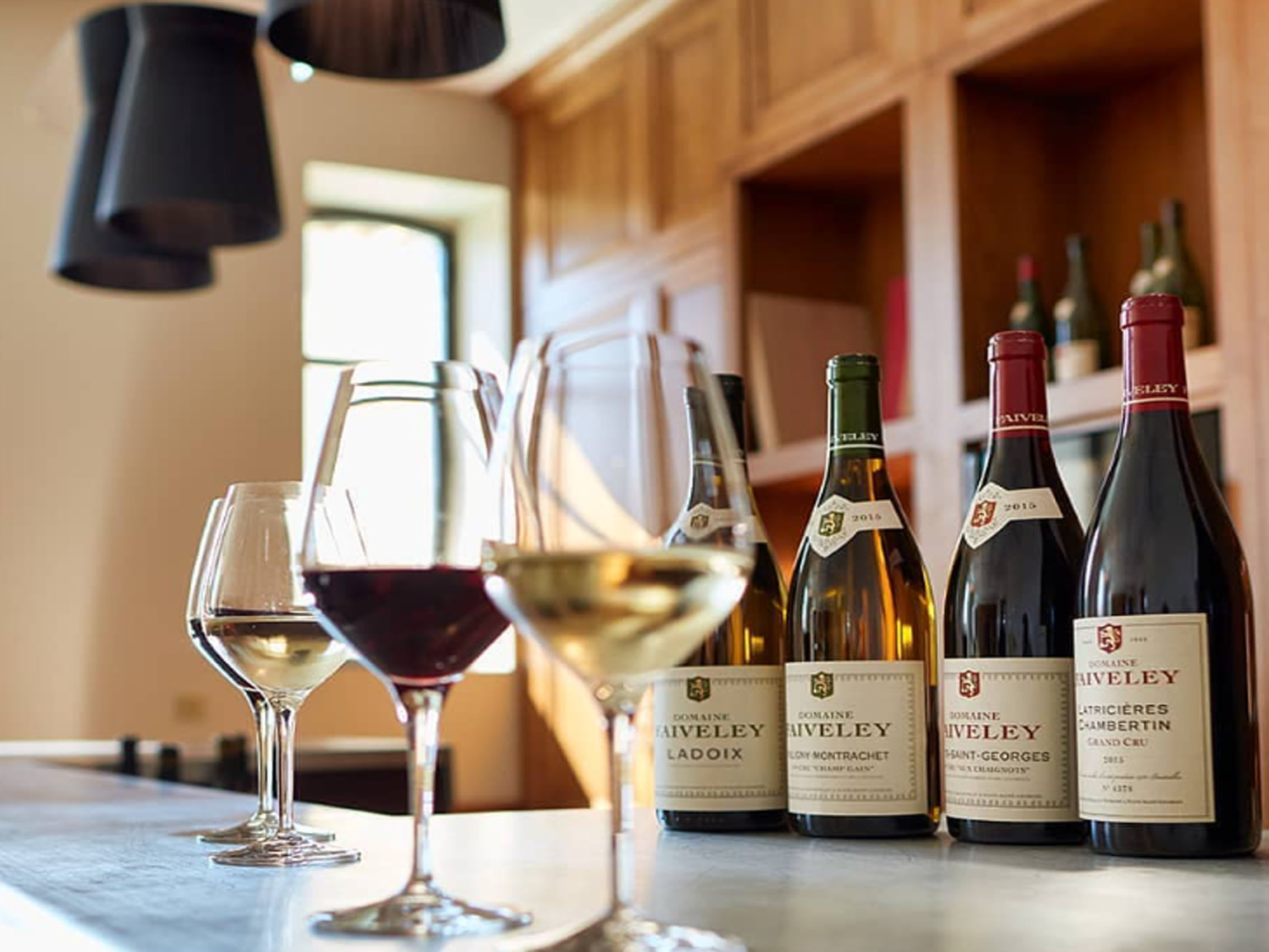 rượu vang domaine faiveley ladoix les marnes blanches