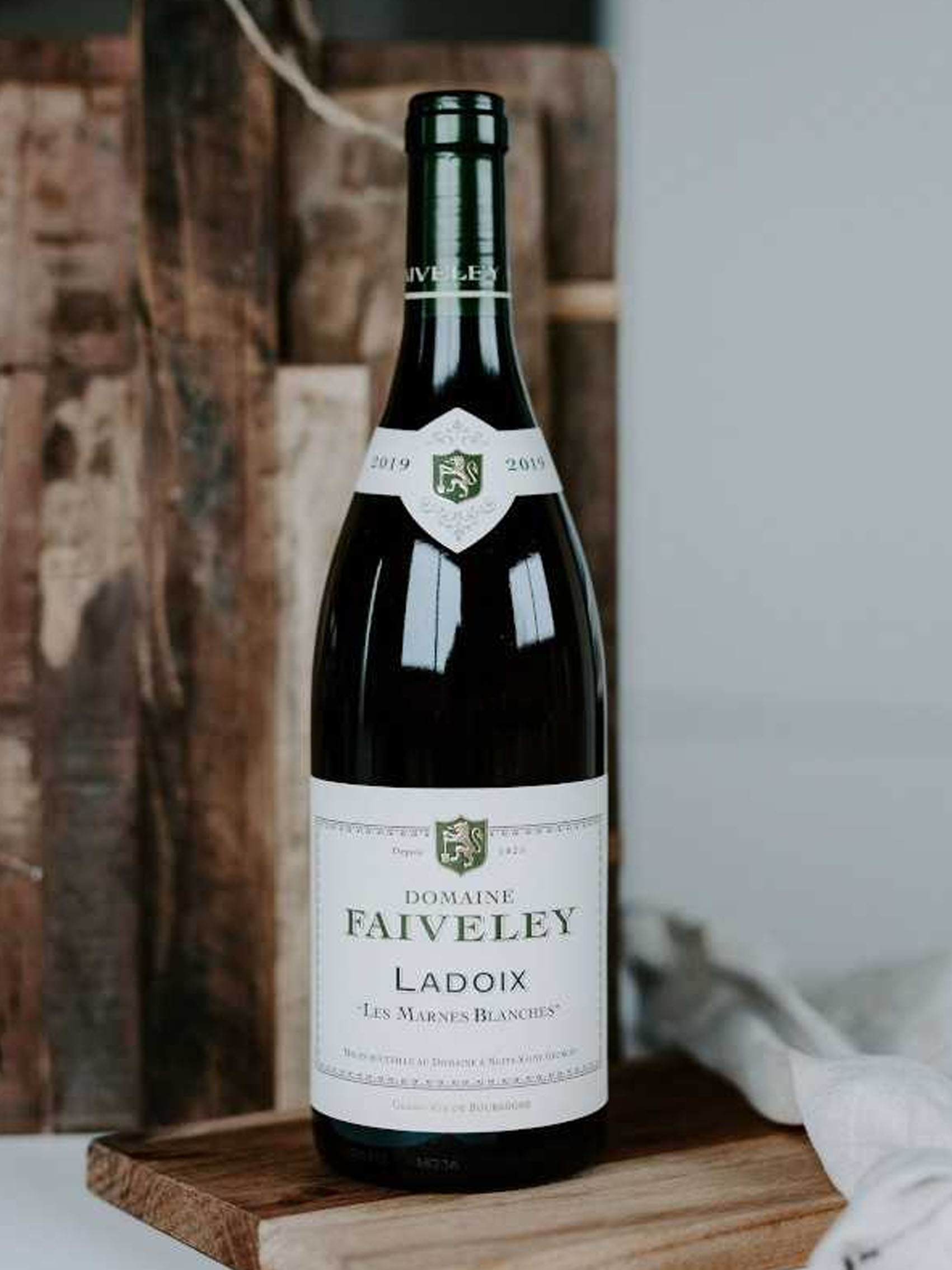 rượu vang domaine faiveley ladoix les marnes blanches