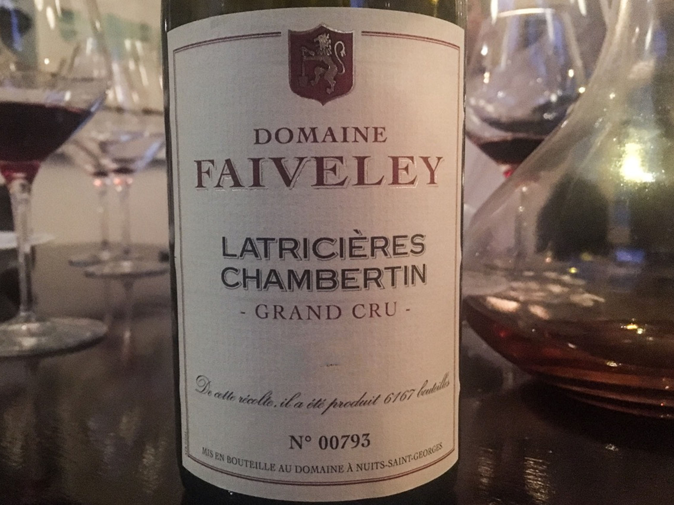 rượu vang domaine faiveley latricières-chambertin grand cru 2003
