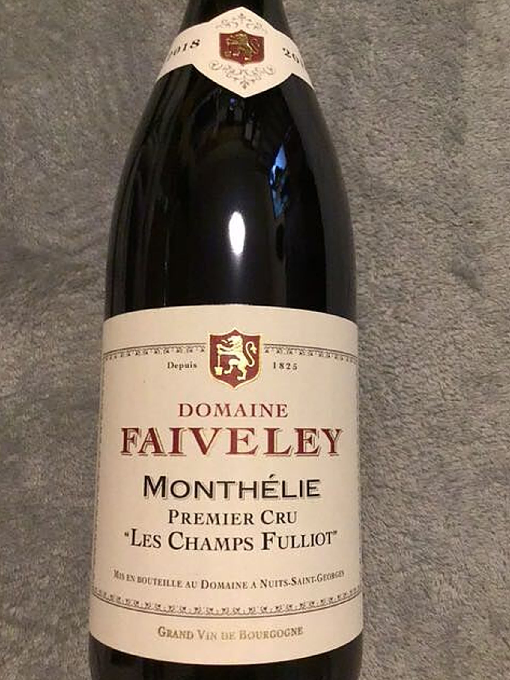 rượu vang domaine faiveley monthélie premier cru les champs fulliot