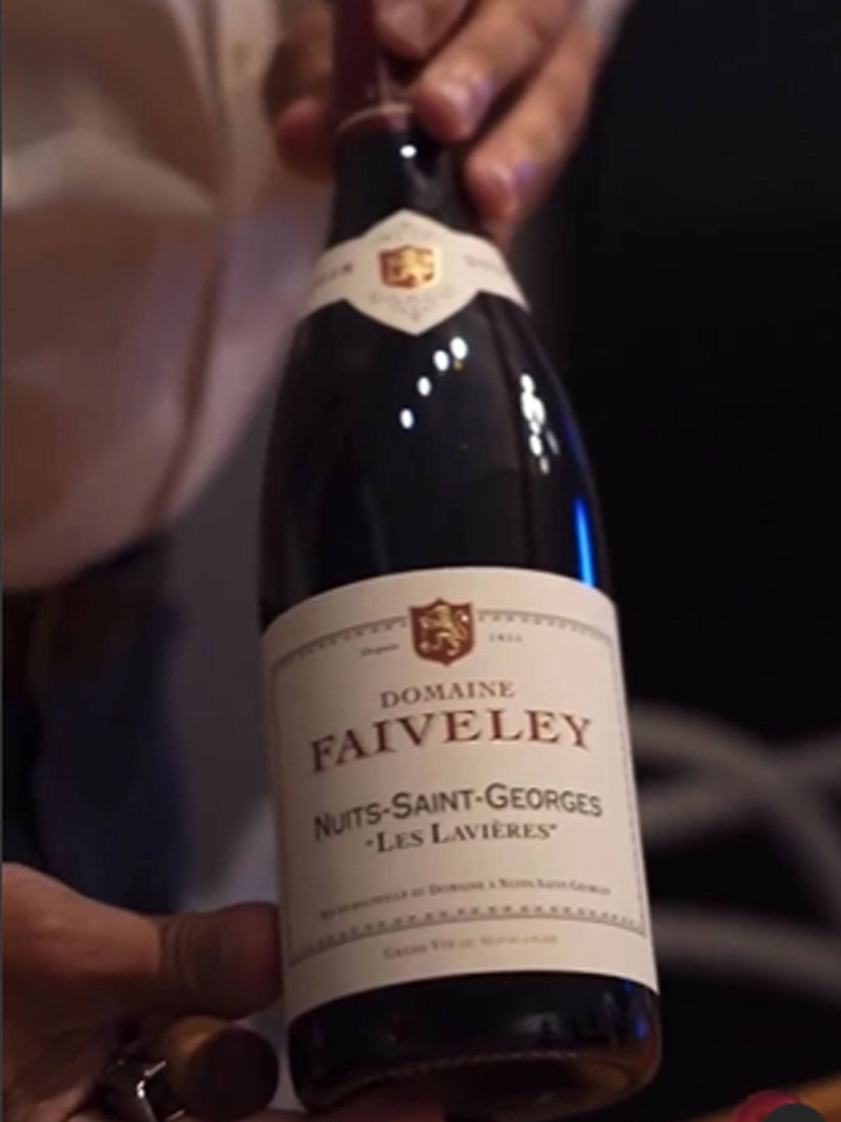 rượu vang domaine faiveley nuits-saint-georges les lavières