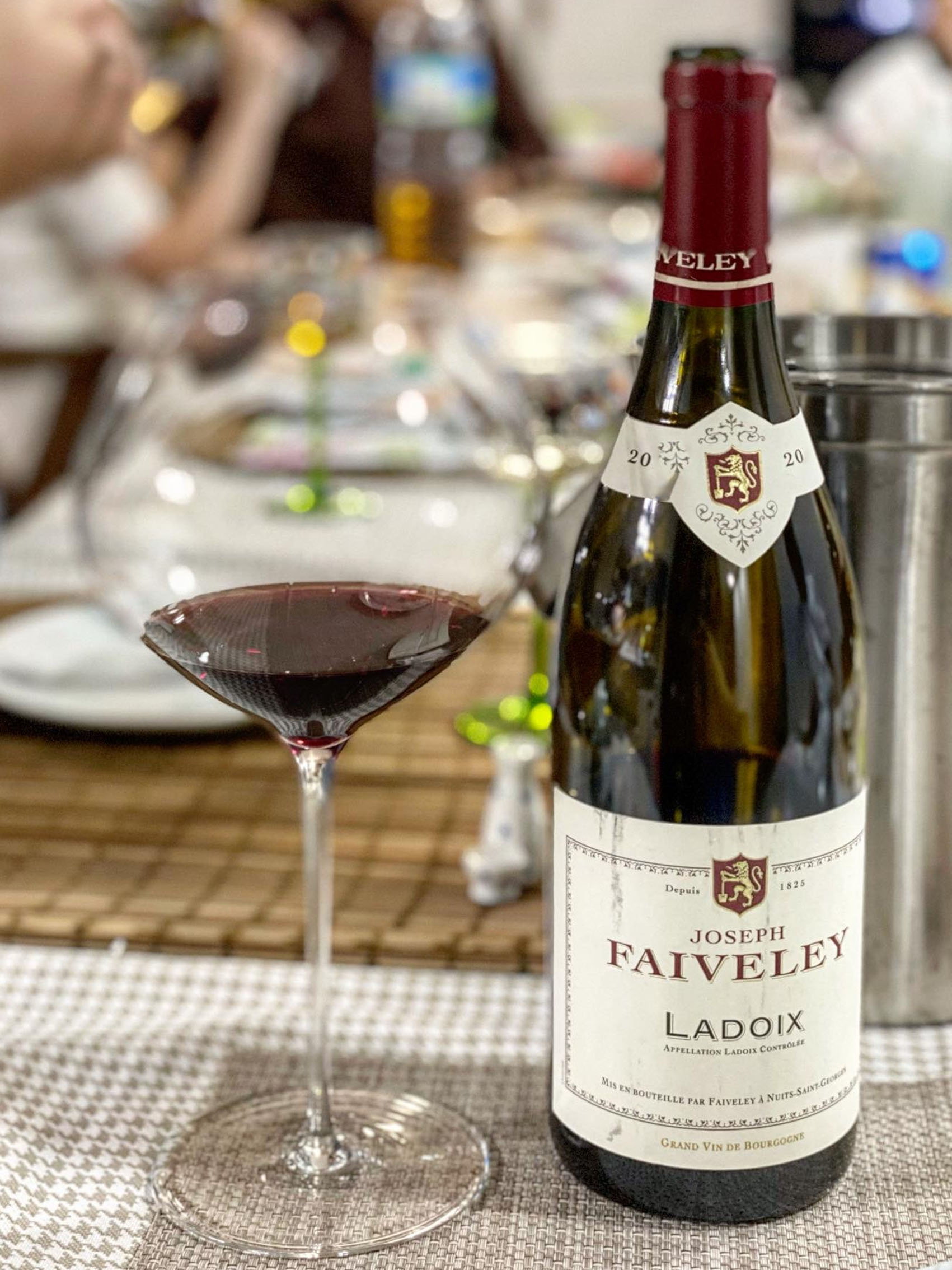 rượu vang joseph faiveley ladoix