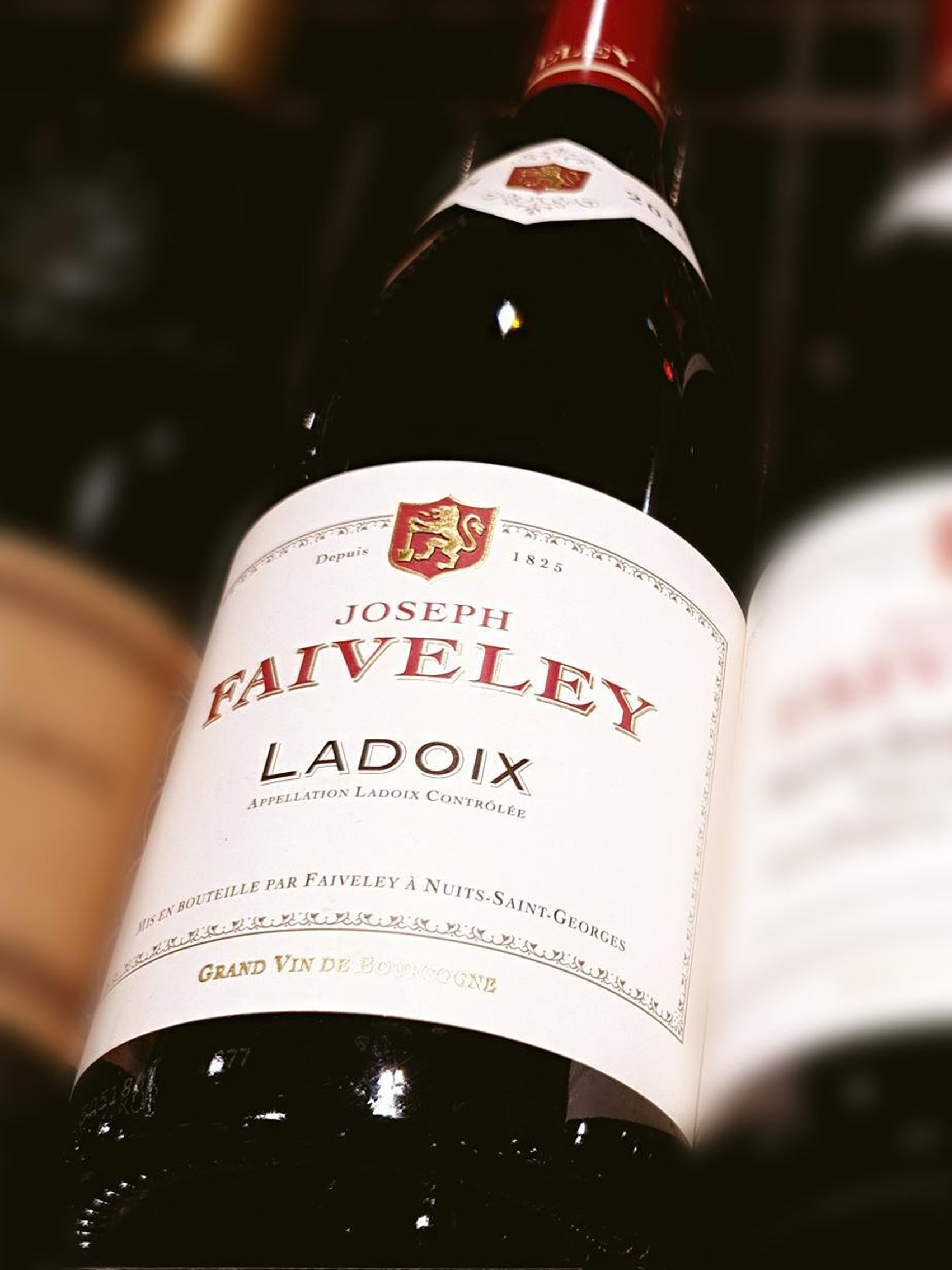 rượu vang joseph faiveley ladoix