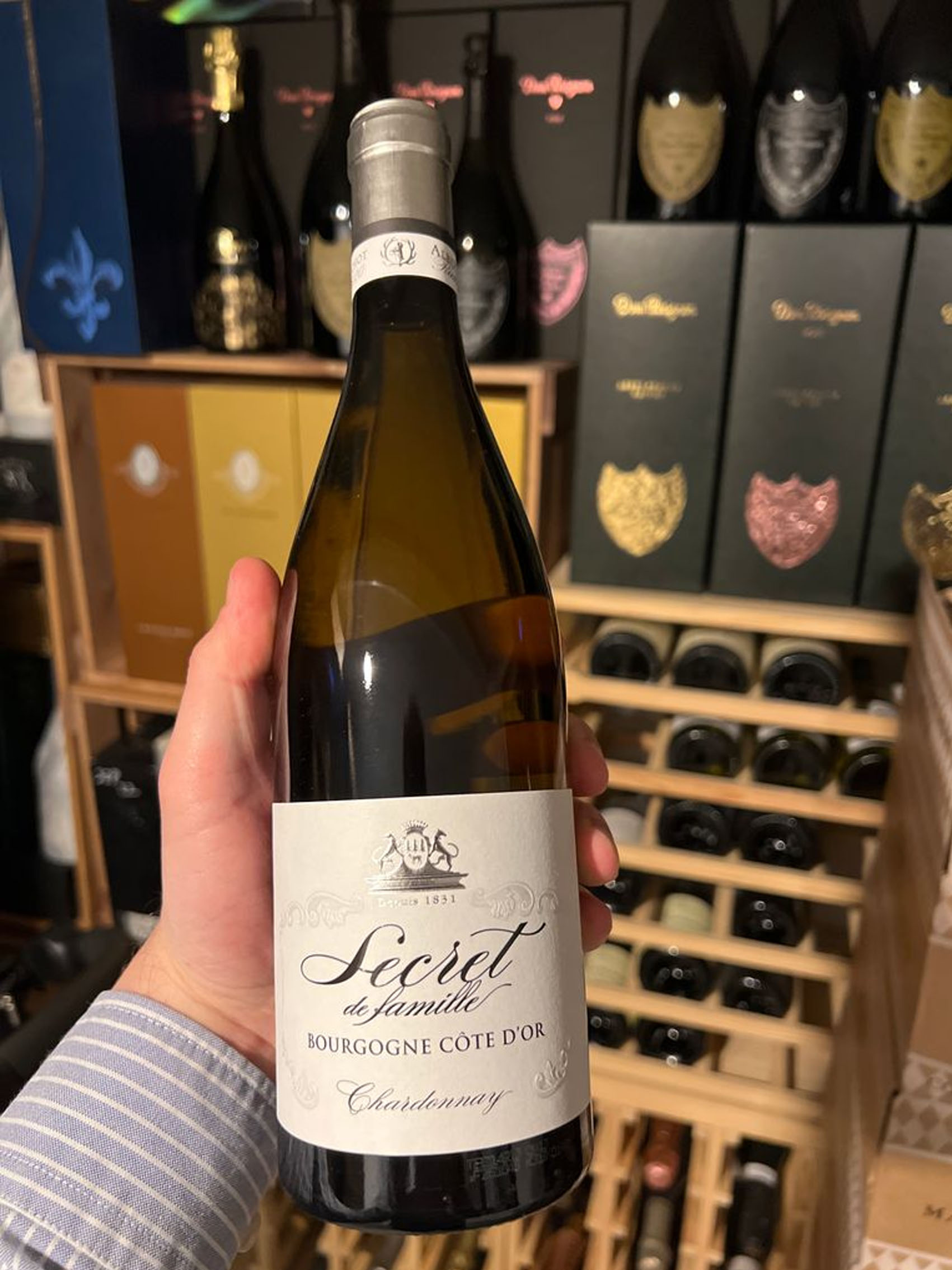 rượu vang pháp albert bichot bourgogne chardonnay cote d'or secret de famille