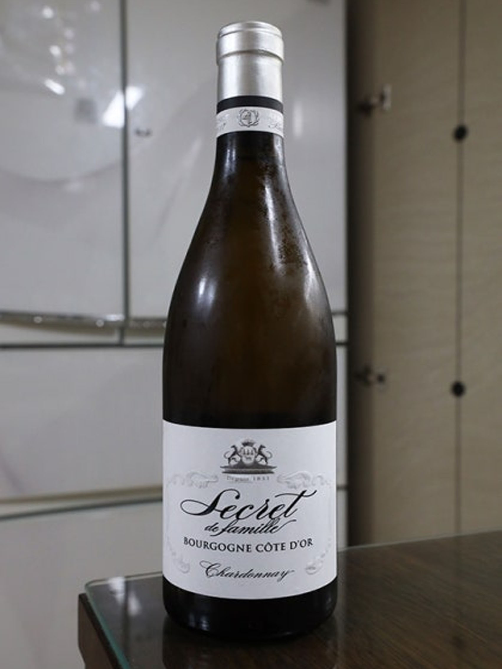 rượu vang pháp albert bichot bourgogne chardonnay cote d'or secret de famille