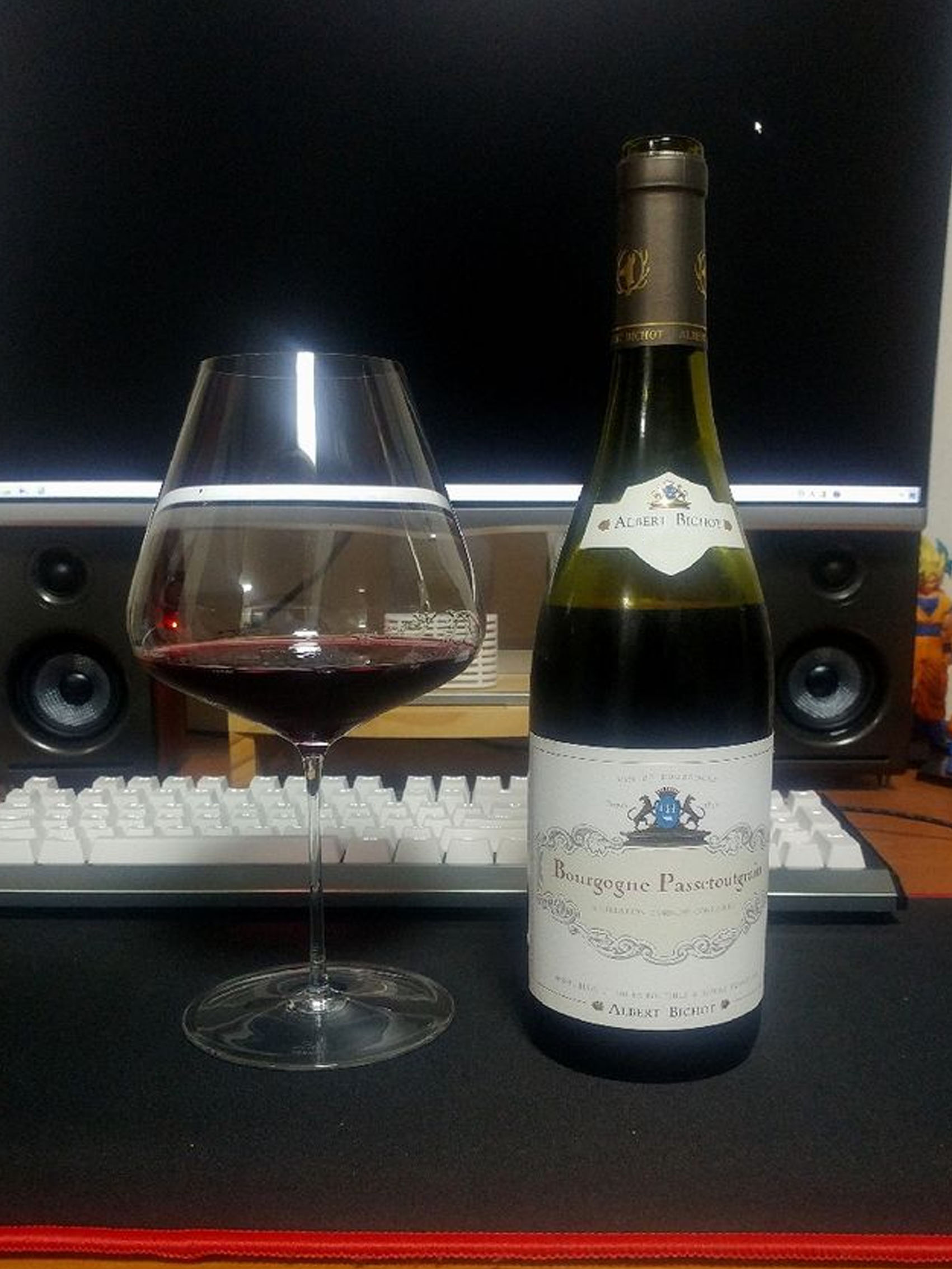 rượu vang pháp albert bichot bourgogne passetoutgrain 2020