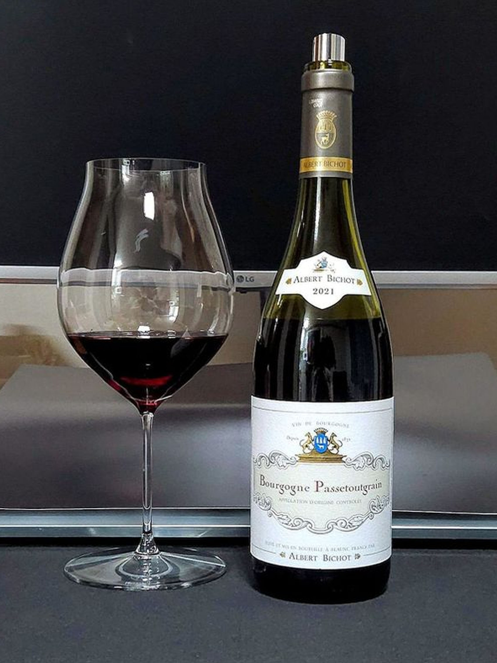 rượu vang pháp albert bichot bourgogne passetoutgrain 2021