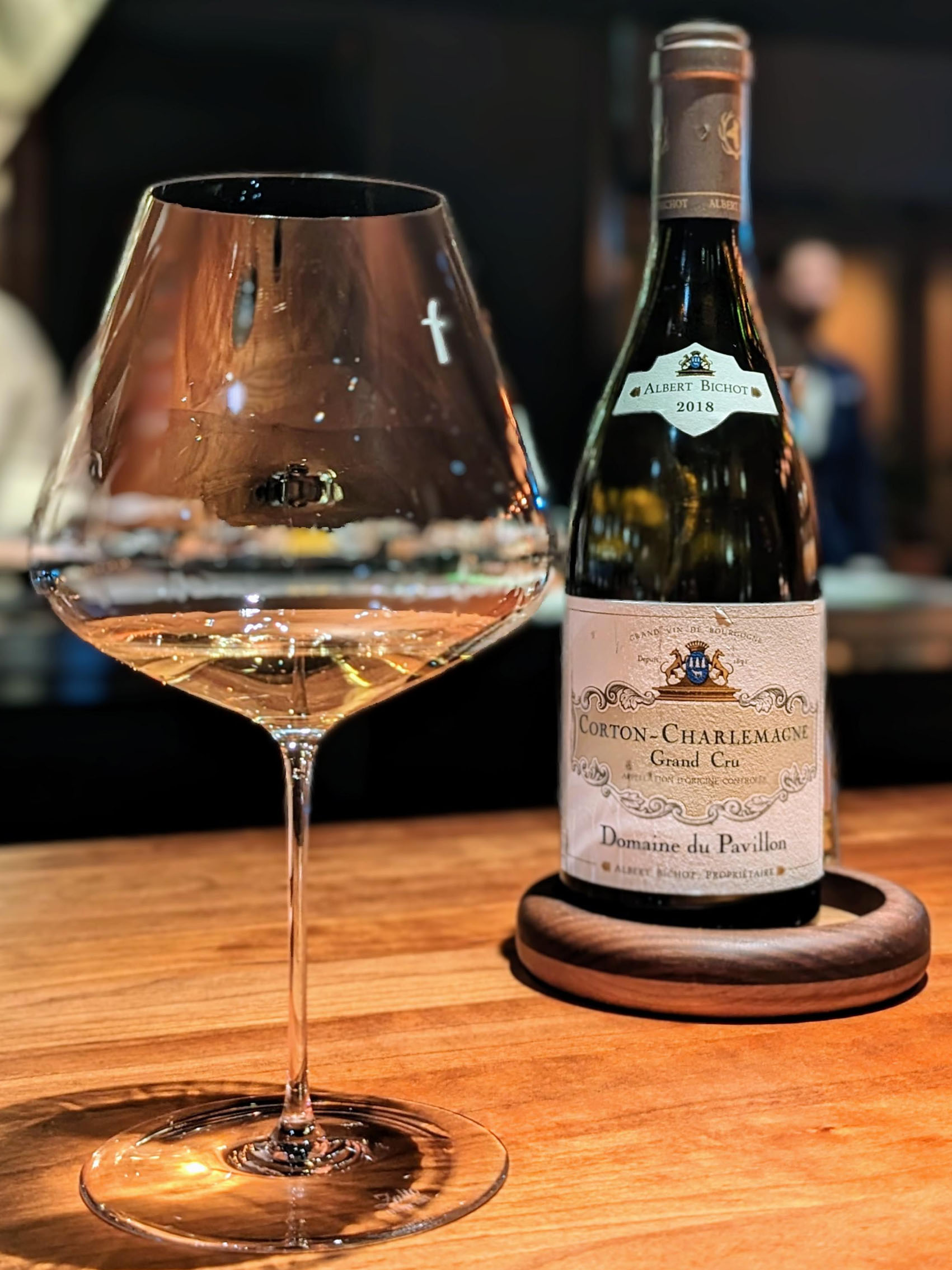 rượu vang pháp albert bichot domaine du pavillon corton-charlemagne grand cru