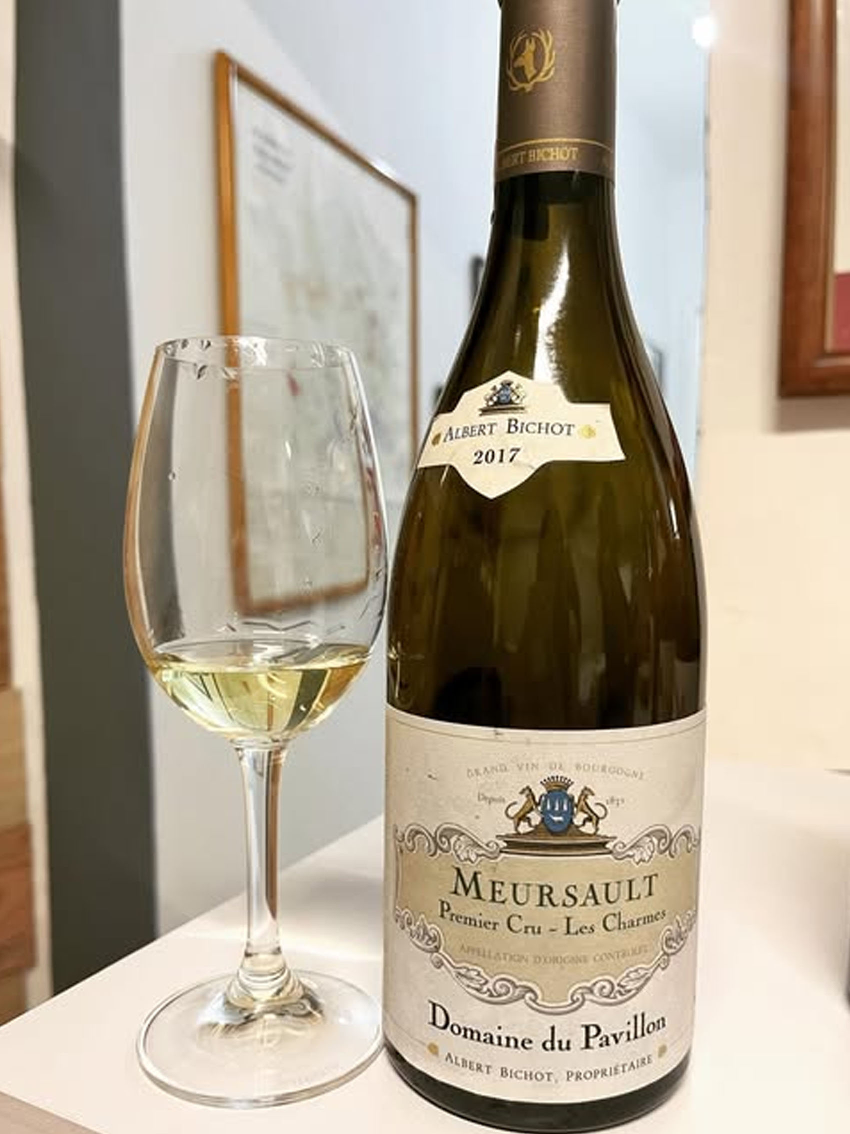 rượu vang pháp albert bichot domaine du pavillon meursault premier cru les charmes