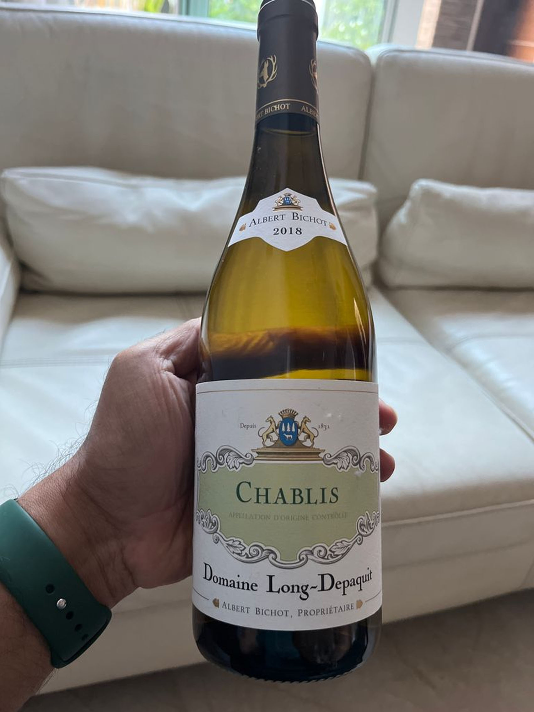 rượu vang pháp albert bichot domaine long-depaquit chablis 2018
