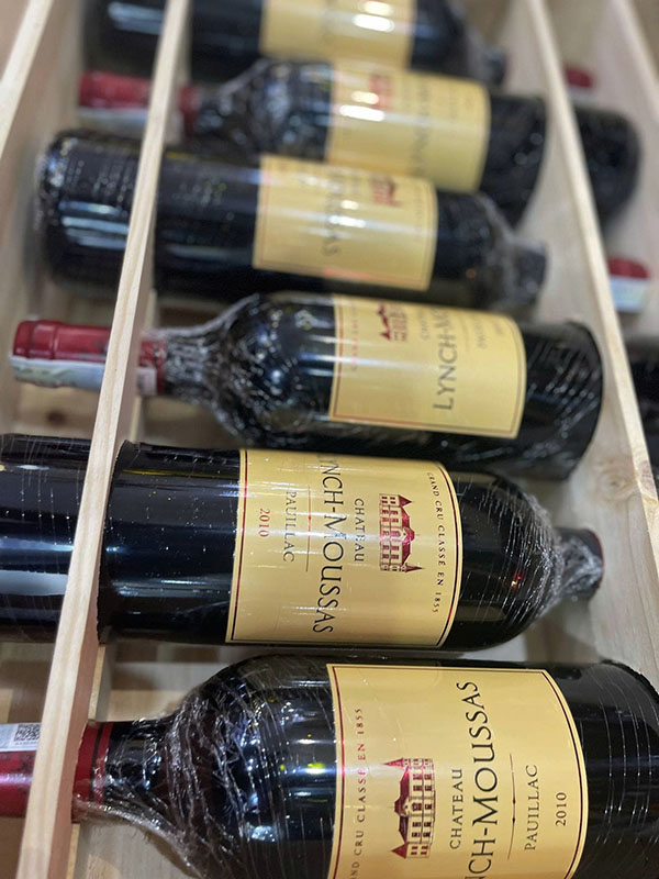 Château lynch moussas 2010: bản đánh giá toàn diện từ chuyên gia