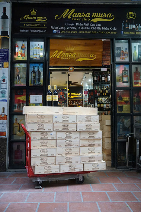 Giá rượu vang đỏ của pháp