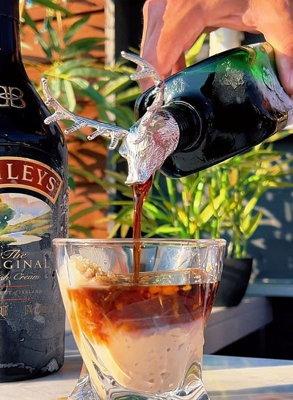 Khám phá 9 loại jagermeister và cách thưởng thức độc đáo