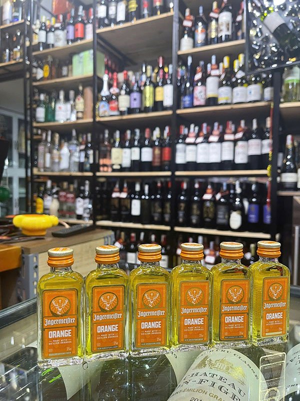 Khám phá 9 loại jagermeister và cách thưởng thức độc đáo