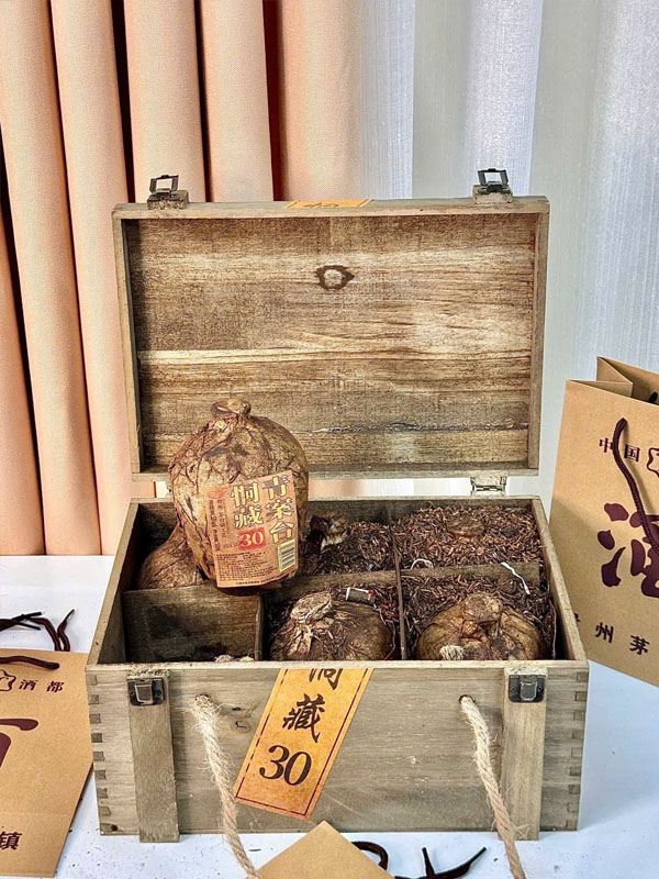 rượu mao đài ủ trấu 30 năm