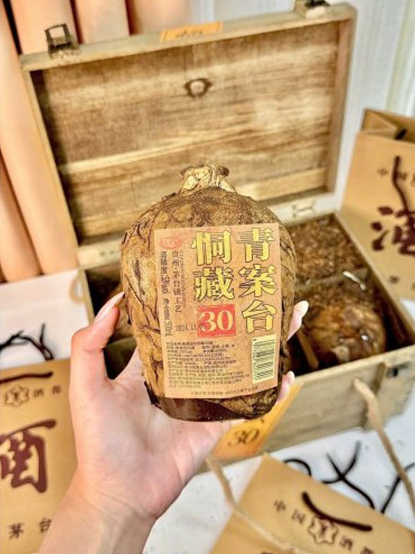 rượu mao đài ủ trấu 30 năm