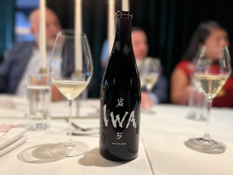 rượu sake iwa 5