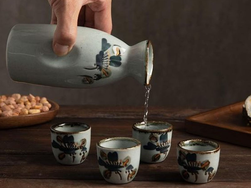 rượu sake ozeki hozonjo karatamba 720ml