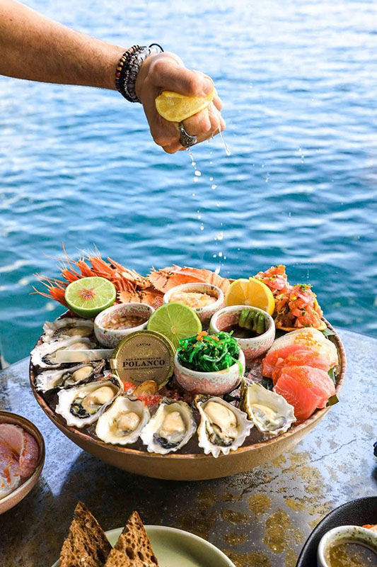 Rượu vang ăn với gì? Hướng dẫn chọn vang hợp mọi món ăn