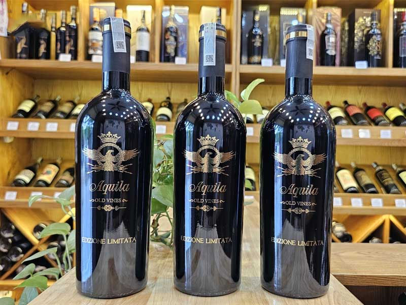 rượu vang ý aquila