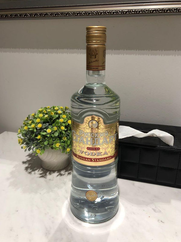 rượu vodka nga standard gold 750ml