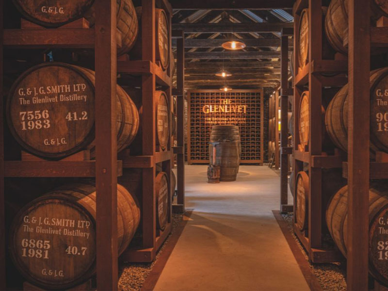 rượu whisky glenlivet 17 single cask istanbul airport exclusive