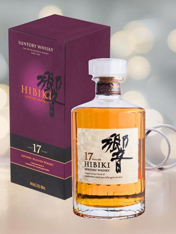 rượu whisky hibiki 17 năm 