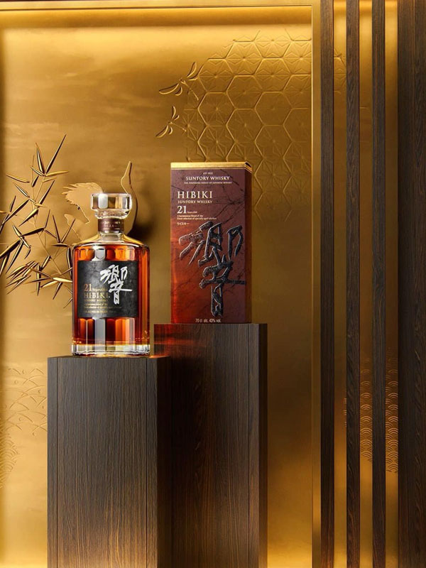 rượu whisky hibiki 21 năm