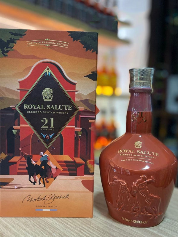 rượu whisky royal salute 21 year the polo estancia edition