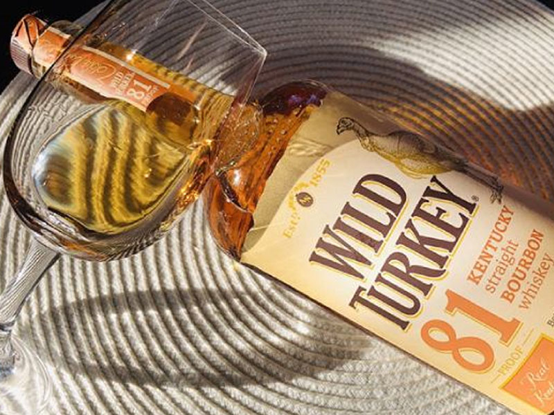 rượu whisky wild turkey 81
