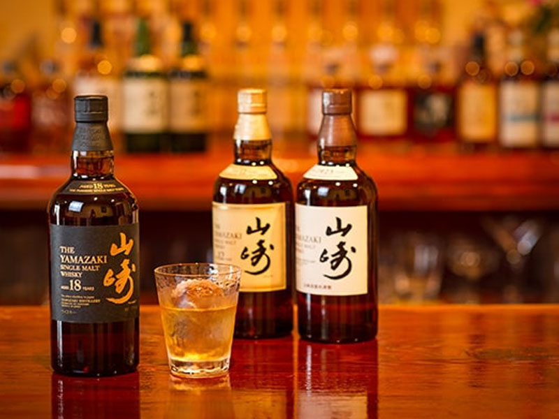 rượu whisky yamazaki 18 năm 