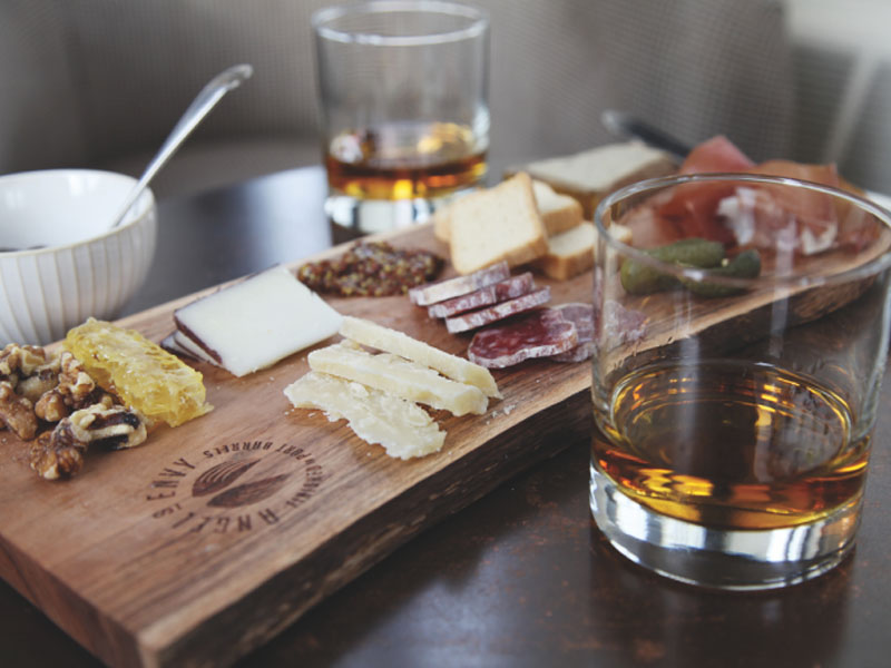 rượu yamazakura blended whisky