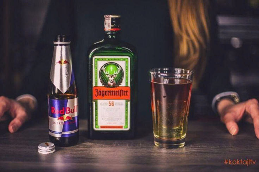 3 công thức jager bomb đỉnh cao tại nhà: Pha chế dễ dàng
