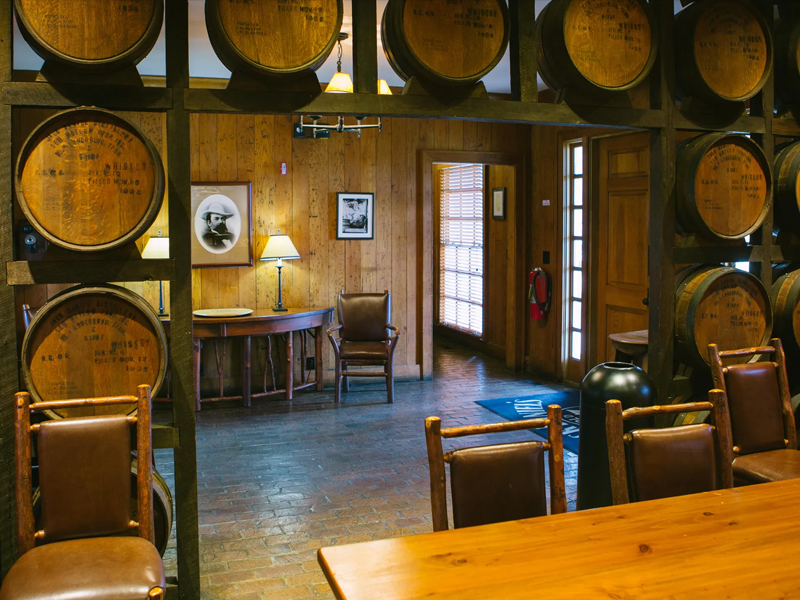 jack daniel's white rabbit saloon