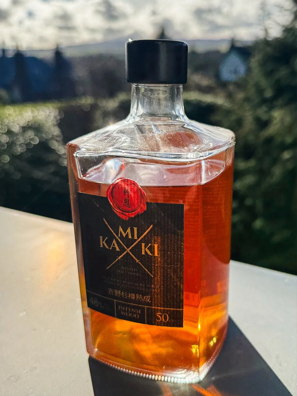 kamiki intense wood – black