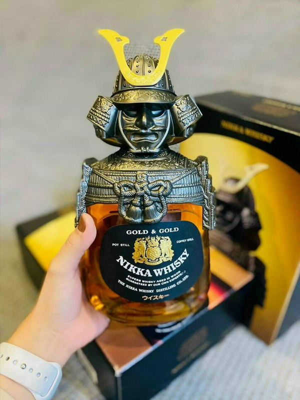 rượu whisky nikka – samurai