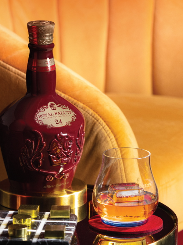 chivas 24 hộp quà tết 2026: biếu tặng sang trọng